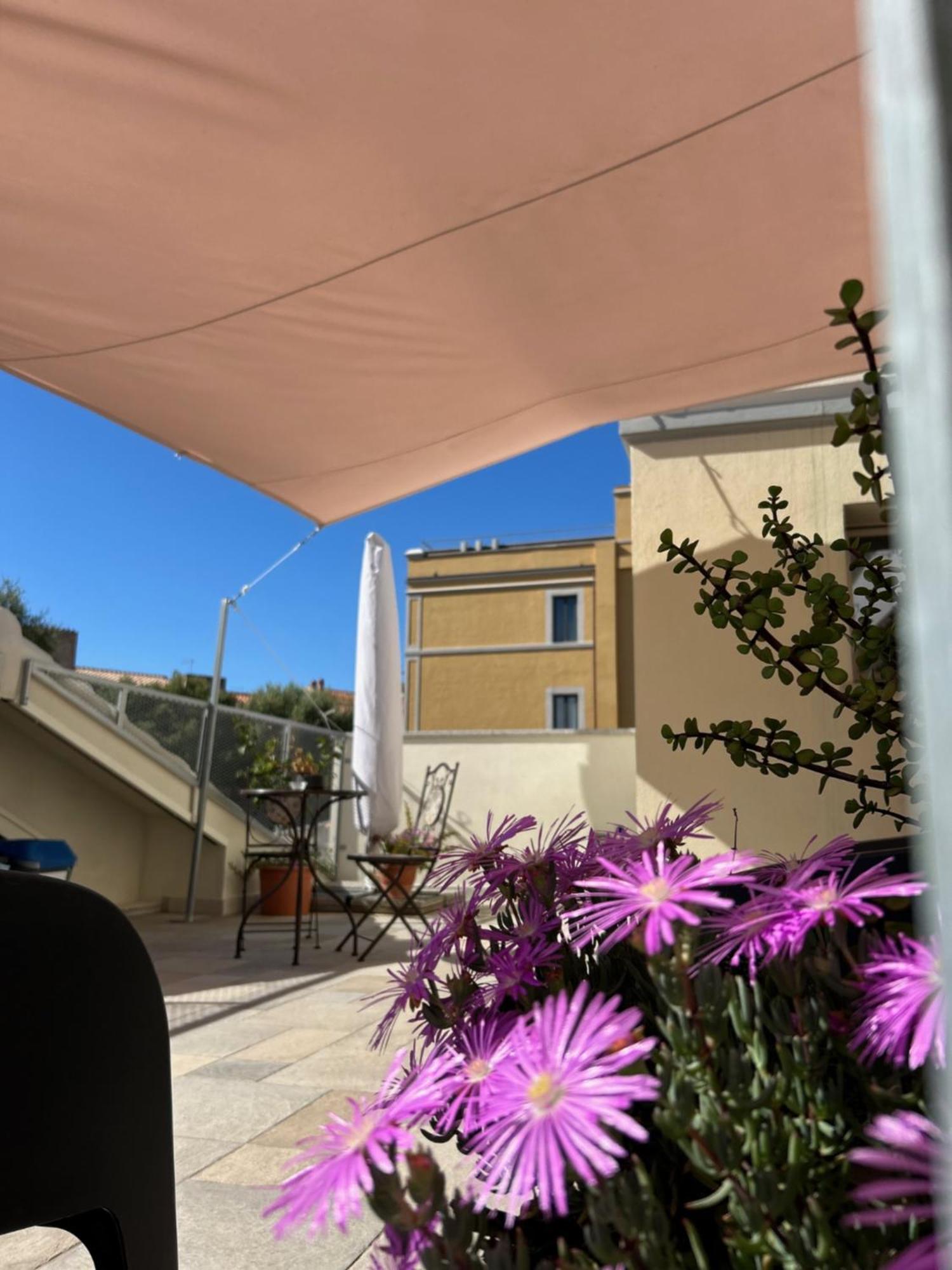 Almasarda Hotel Olbia Buitenkant foto
